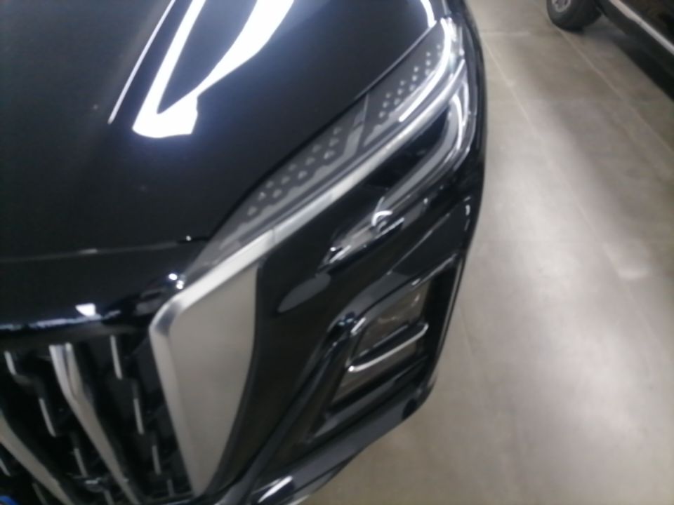 Hongqi HS3 PHEV 2025 Model 117km Jingwei Edition — снимка 8