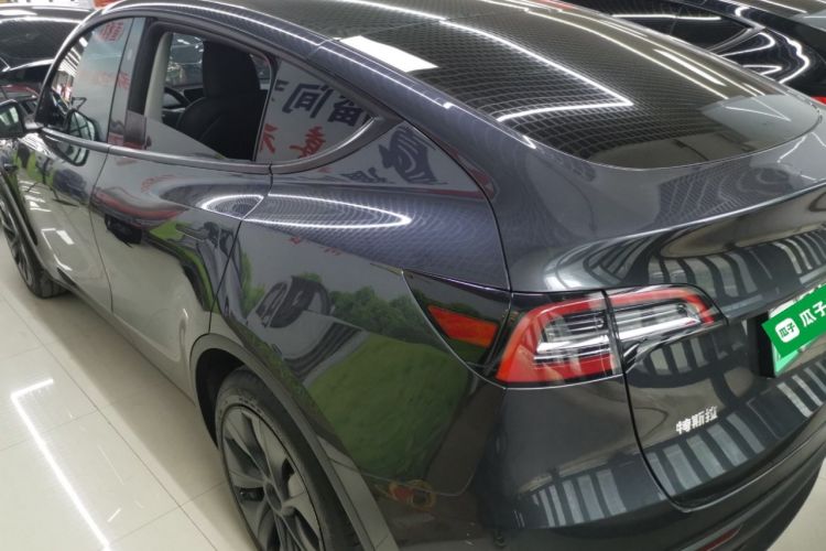 Used Tesla Model Y 2024 Rear-Wheel-Drive Version Exterior 2