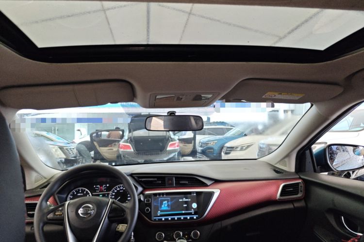 Used Nissan Lannia 2016 1.6L CVT Cool Edition Headliner