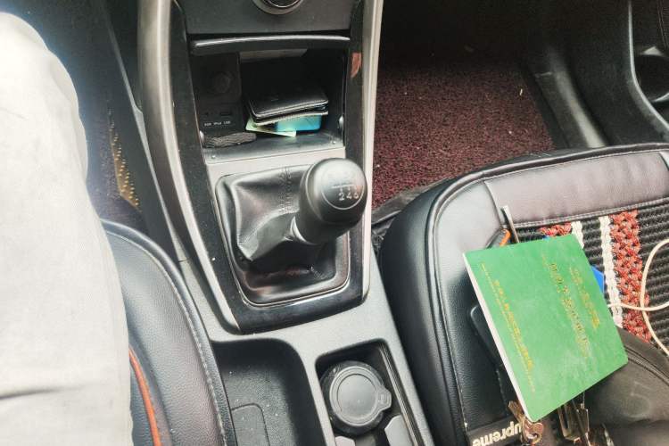 Used Hyundai Elantra (5th Generation / Langdong) 2012 1.6L Manual Leading Model