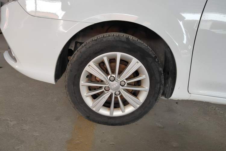 Used Geely Auto Diamond 2016 1.5L Manual Elite Edition
