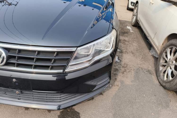 Used Volkswagen Jetta 2017 1.4L Manual Fashion Edition