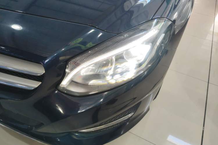 Used Mercedes-Benz B-Class 2017 B 200 Fashion Model
