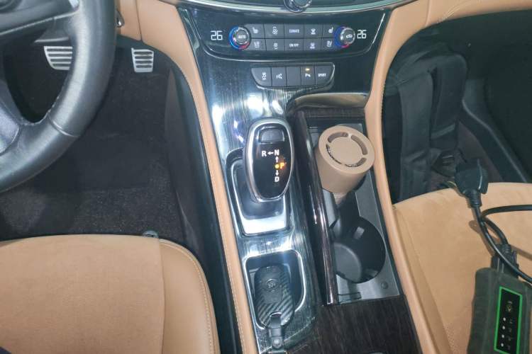 Used Buick LaCrosse 2016 28T Premium Edition