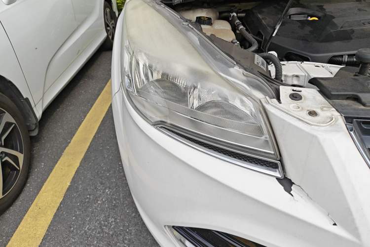 Used Ford Kuga 2013 1.6L GTDi Two-Wheel-Drive Comfort Model