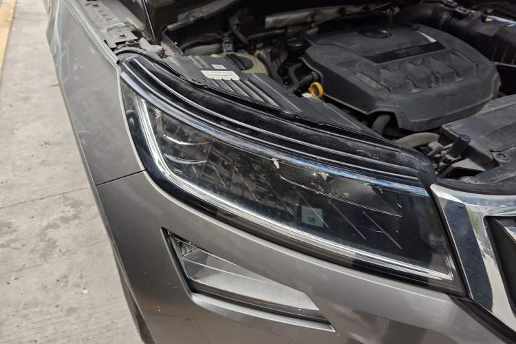 Used Skoda Kodiaq 2018 Facelifted TSI330 5-Seater Two-Wheel-Drive Luxury Enjoyment Edition