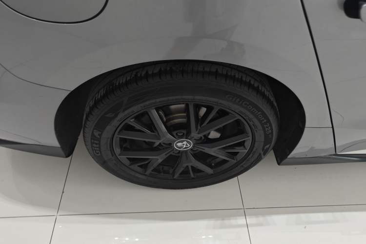 Used BYD Han 2023 DM-i Champion Edition 121KM Prestige Model