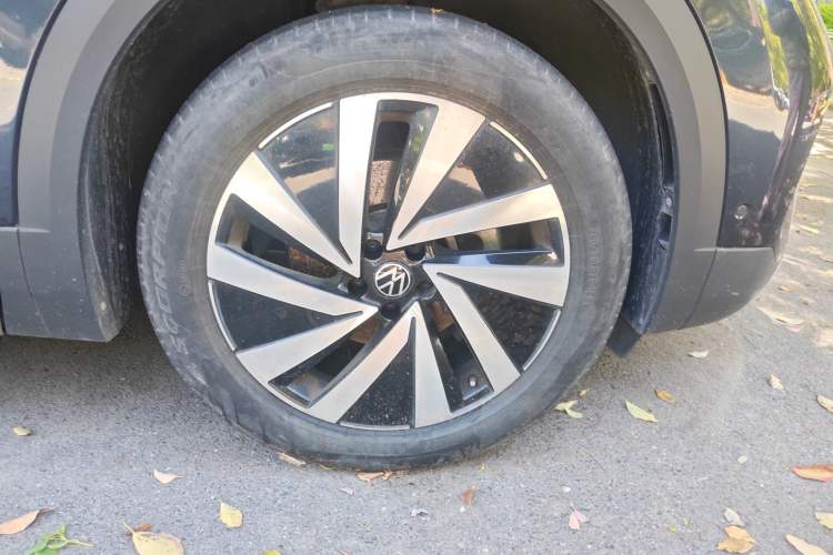 Used Volkswagen Talagon 2022 380TSI Four-Wheel Drive Luxury "Jiajing" Edition Pro 6 Seats Right Front Wheel Hub