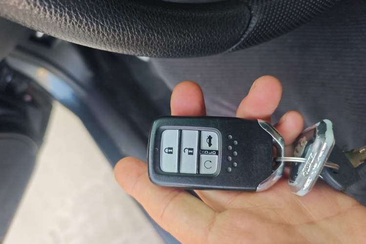 Used Honda Civic 2016 220TURBO CVT Luxury Edition
