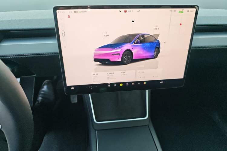 Used Tesla Model Y 2025 Rear-Wheel Drive First Edition