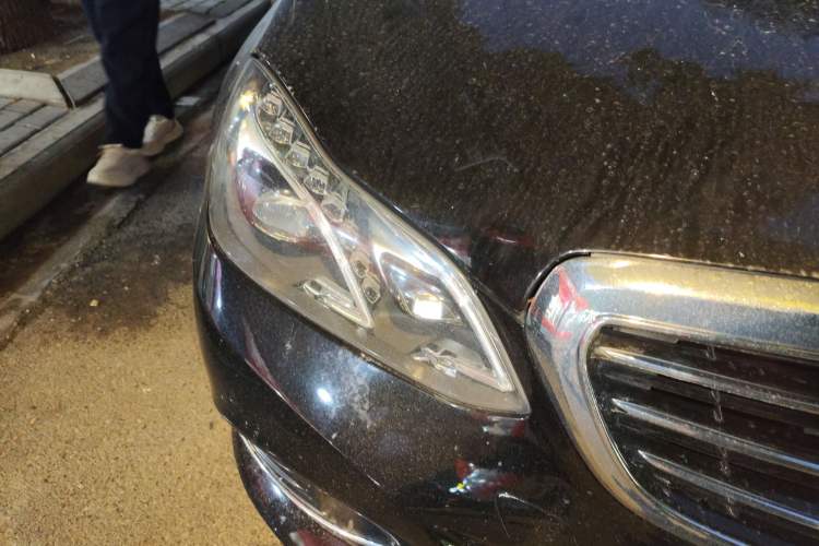 Used Mercedes-Benz E-Class 2014 E 260 L Luxury Model
