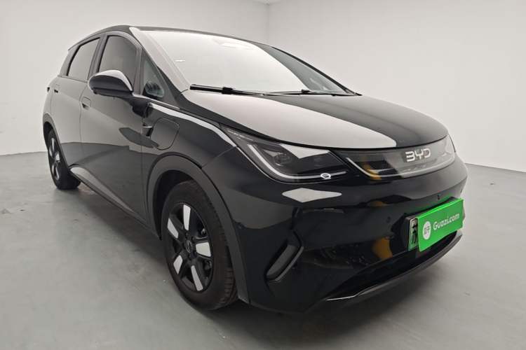 Used BYD Dolphin 2025 Intelligent Driving Version 410 km Fashion Edition Front Right 45 Deg