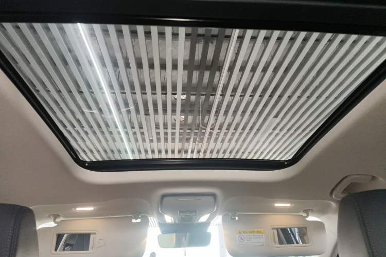 Used Hongqi HS7 PHEV 2024 2.0T PHEV Four-Wheel Drive Flagship Edition 6 Seats Headliner