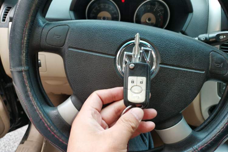 Used Buick Excelle 2013 1.5L Automatic Classic Model
