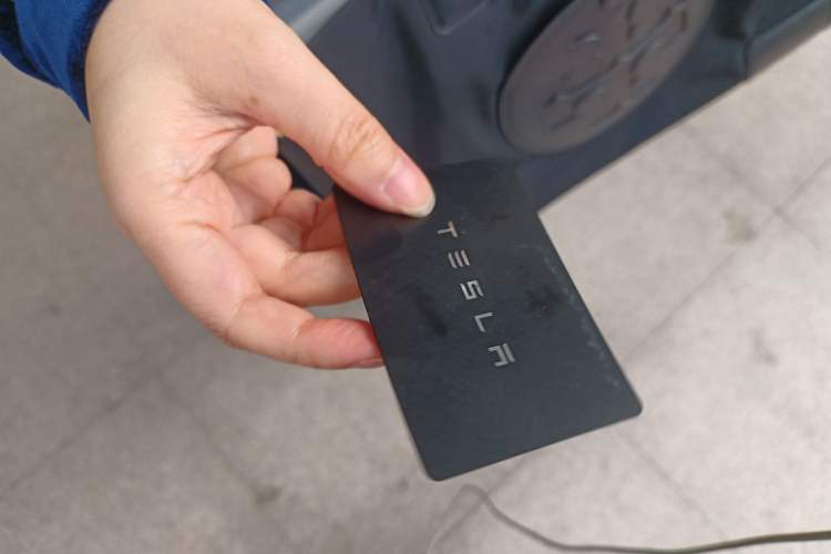 Used Tesla Model Y 2022 Long-Range All-Wheel-Drive Version
