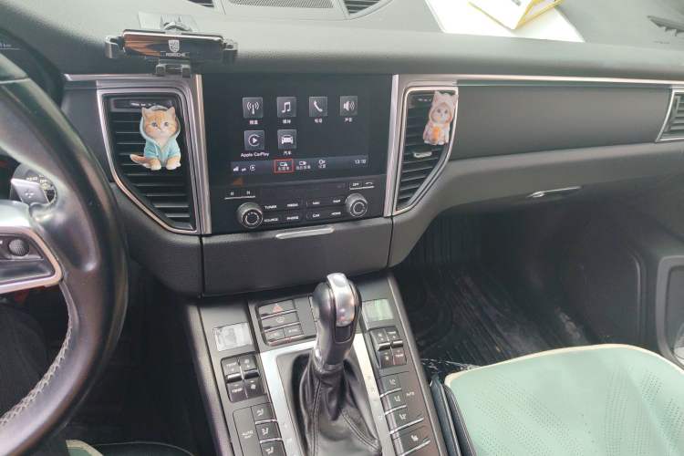 Used Porsche Macan 2017 Macan 2.0T Audio And AC Panel