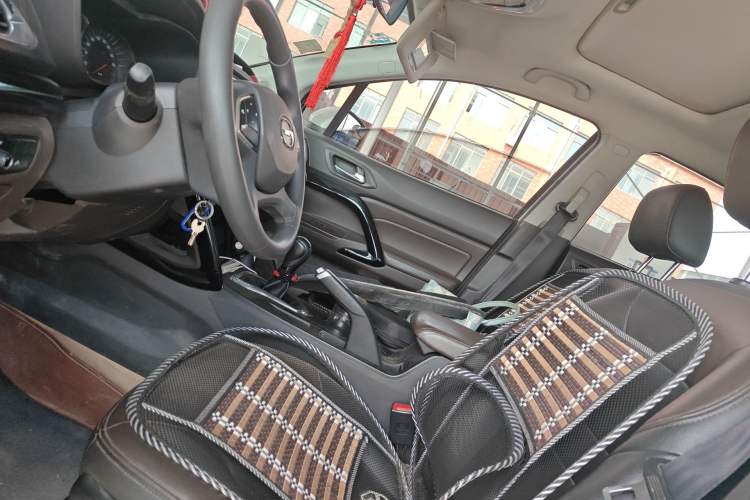 Used GAC Trumpchi GS4 2015 200T Manual Elite Edition Left Front Seat