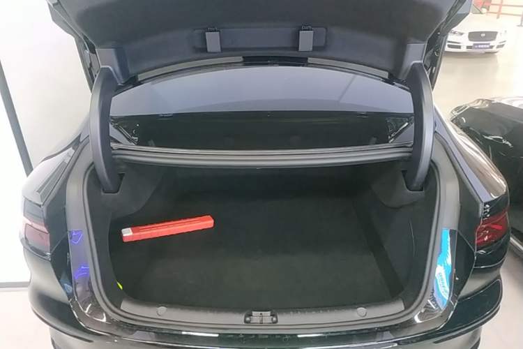 Used BYD Han 2025 DM-i Intelligent Driving Edition 125KM LiDAR Flagship Model