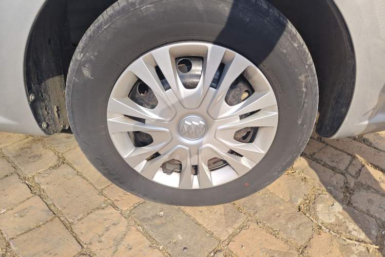 Used Buick Excelle 2015 1.5L Manual Classic Trim
