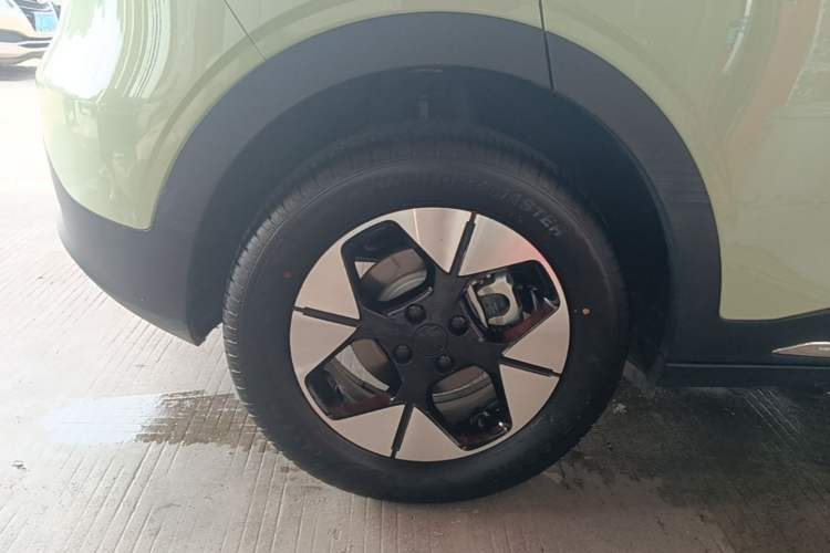 Used Geely Galaxy Geome 2025 UP 410km Exploration Edition
