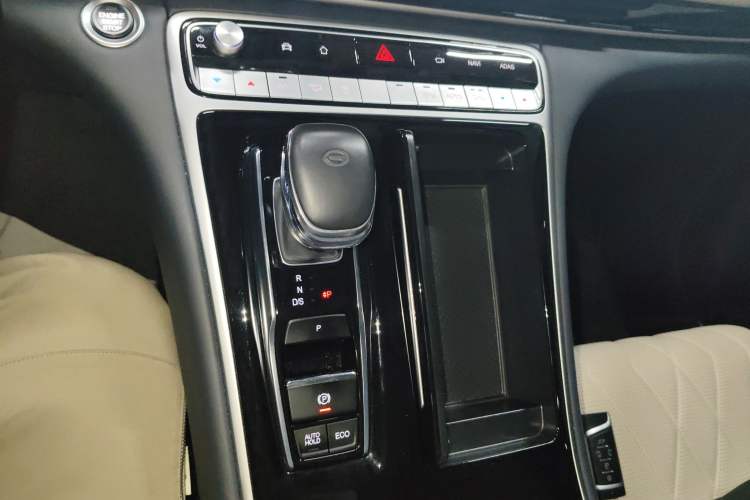 Used GAC Trumpchi M8 2021 Master Series 390T Four-Seat Deluxe Edition Gear Lever