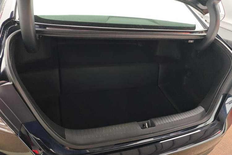 Used Honda Accord New Energy 2023 2.0L ePHEV Luxury Edition Trunk