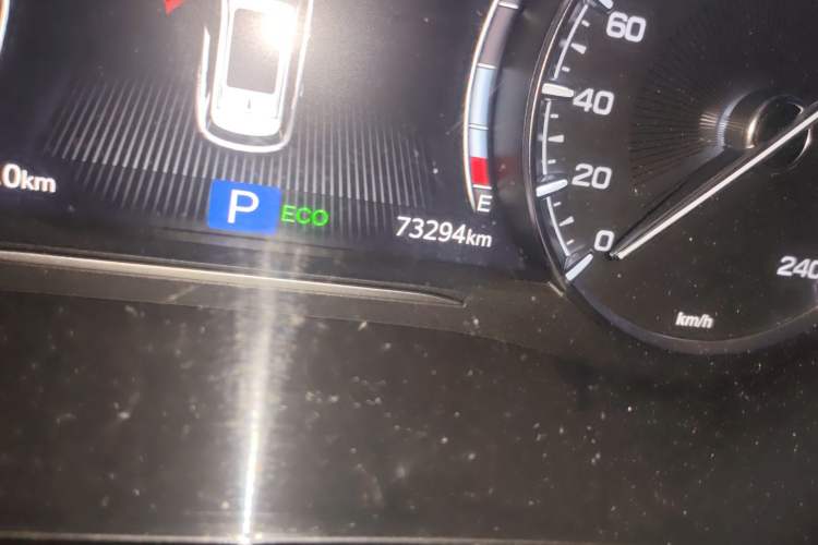 Used GAC Trumpchi GS5 2019 235T Automatic Luxury Edition Odometer Close Up