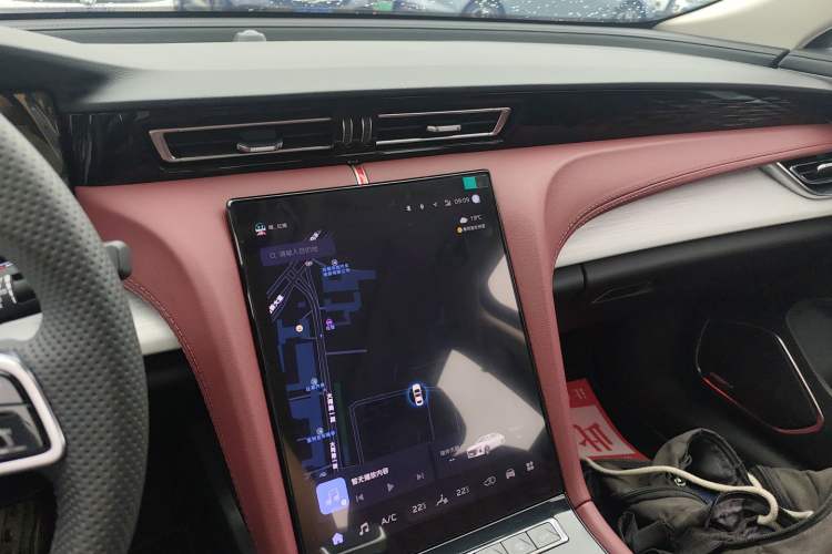 Used Hongqi H5 2025 1.5T DCT Qiyun 500 000th Unit Commemorative Edition Audio And AC Panel