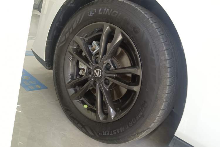 Used CHANGAN Eado DD 2023 Blue Whale NE 1.5T GDI DCT Luxury Edition