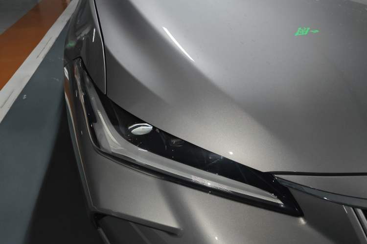 Used Toyota Avalon 2024 2.0L Ambition Edition