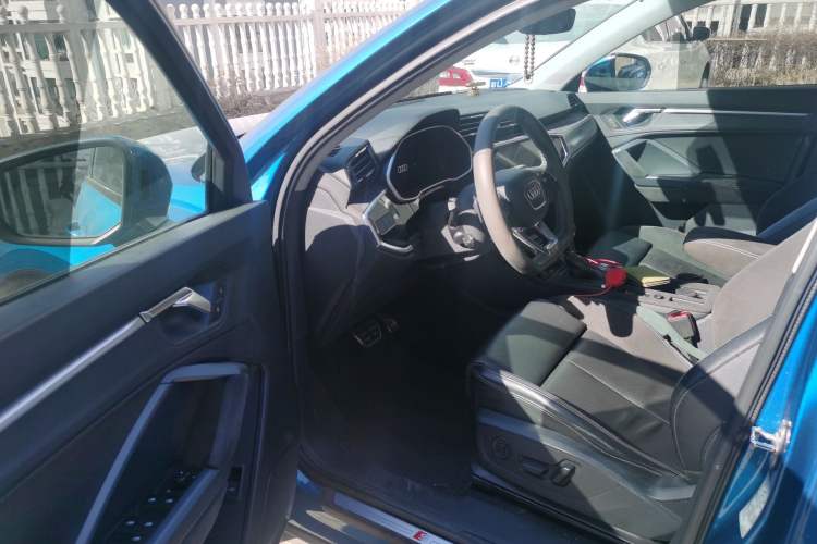 Used Audi Q3 Sportback 2020 45 TFSI quattro Luxury Edition Driver Seat