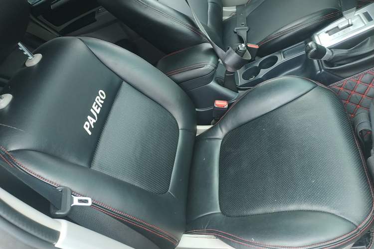 Used Mitsubishi Pajero Sport 2013 3.0L Automatic 4x4 Executive Edition
