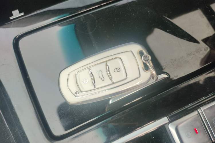 Used Geely Auto Emgrand GT New Energy 2018 1.5T PHEV Yaoxiang Edition Vehicle Key