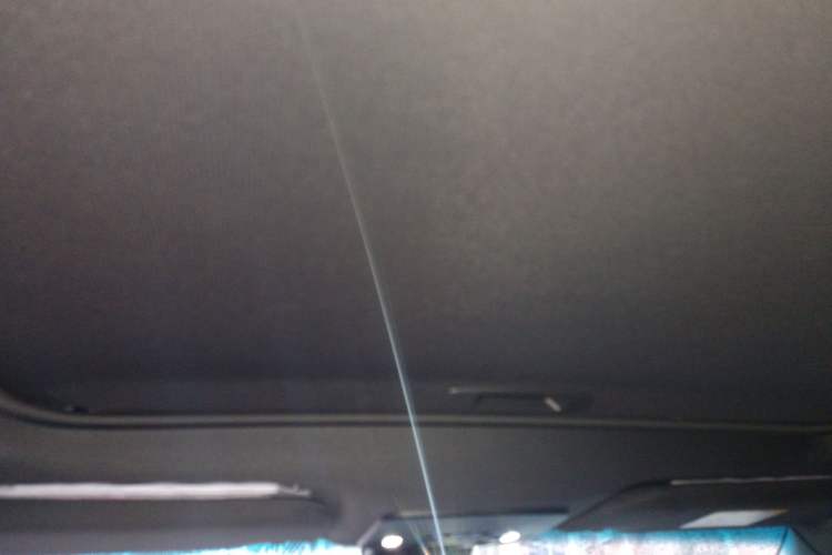 Used Toyota Avalon 2019 2.0L XLE Premium Edition China VI Headliner