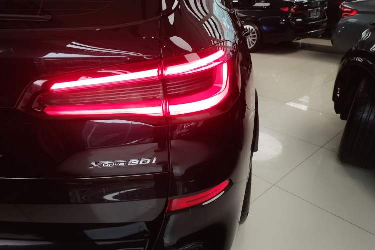 Used BMW X5 2020 xDrive30i M Sport Package
