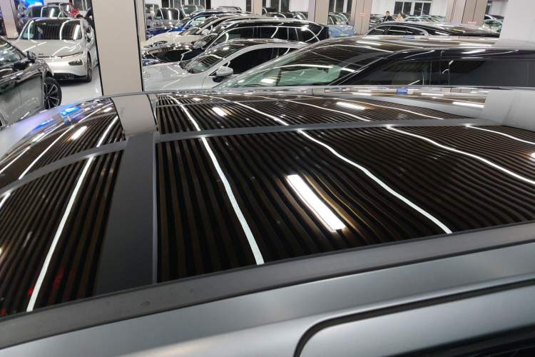 Used XPeng X9 2025 Starship Edition
