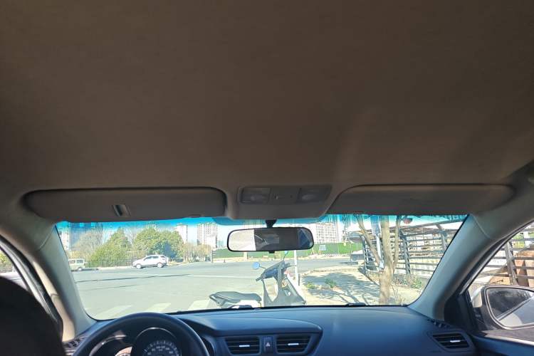 Used Kia K2 2015 Sedan 1.4L MT GLS