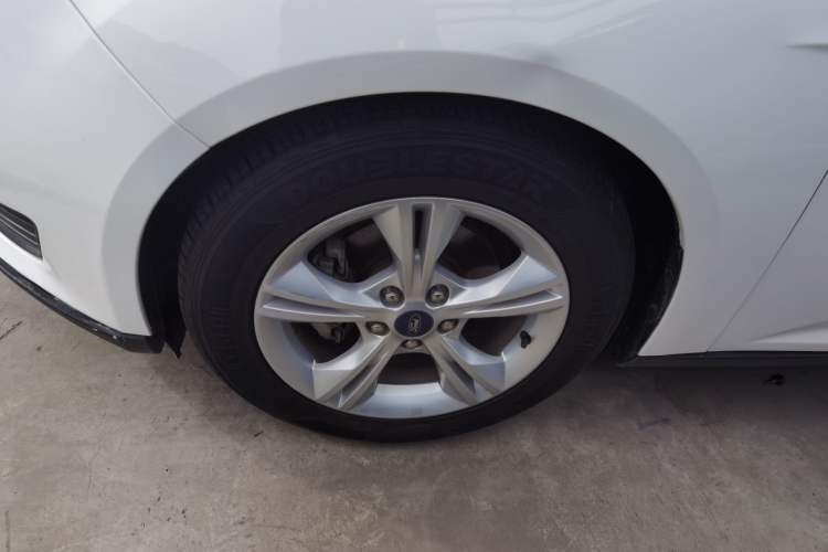 Used Ford Focus 2018 Hatchback Classic 1.6L Automatic Comfort Plus SmartDrive Edition
