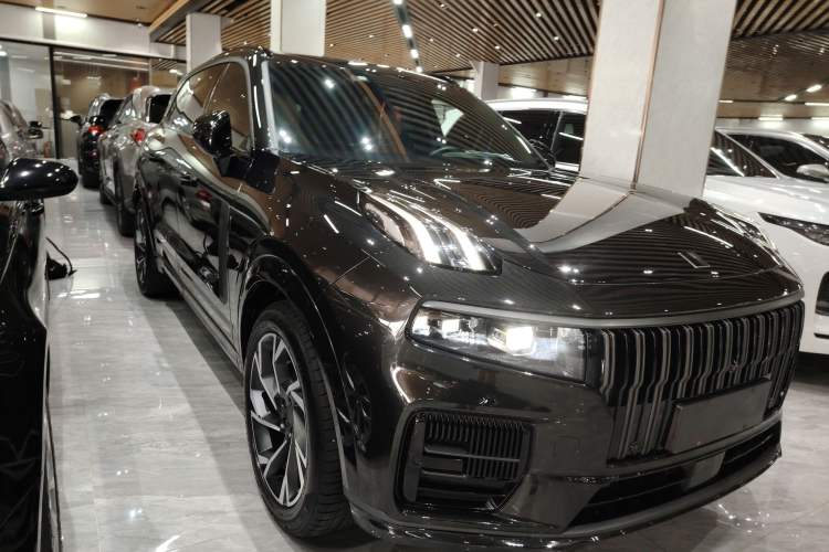 Used Lynk & Co 09 2021 2.0T Halo Six-Seater
