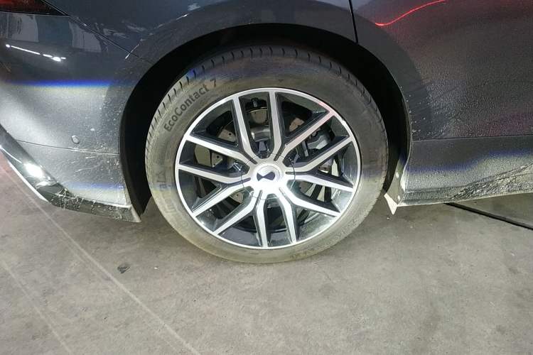 Used Denza Z9 2024 1100 km Four-Wheel Drive Max Version