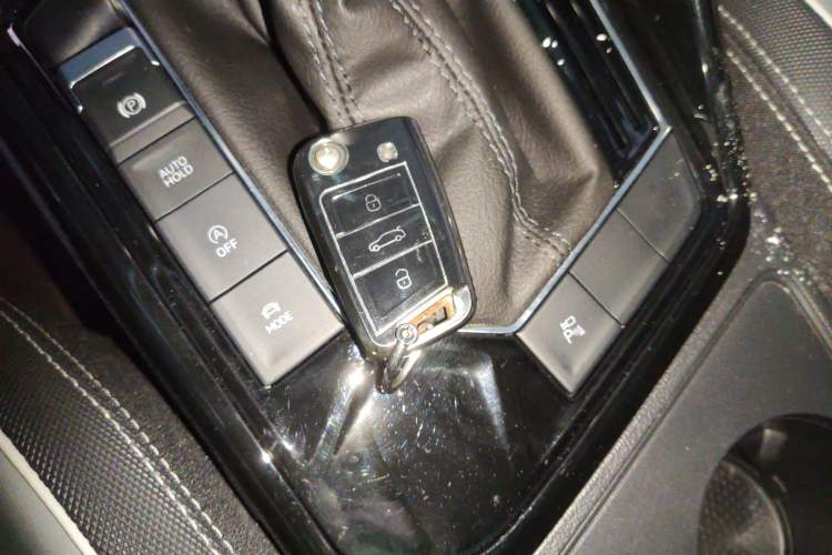 Used Volkswagen Tayron 2024 300TSI Two-Wheel-Drive Luxury Plus Advanced Version Vehicle Key