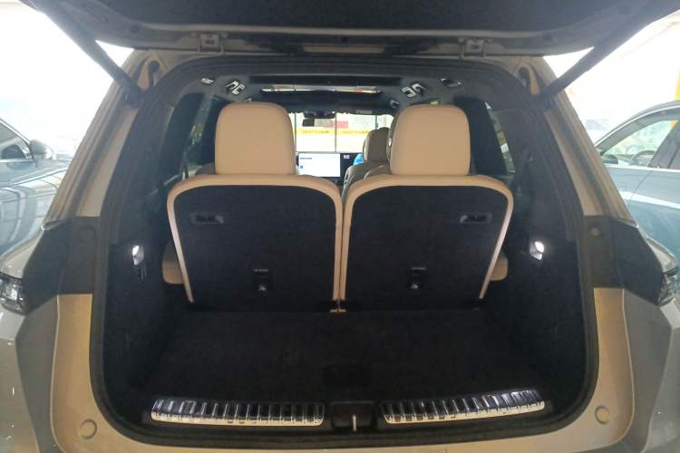 Used Li Auto L9 2022 Max model