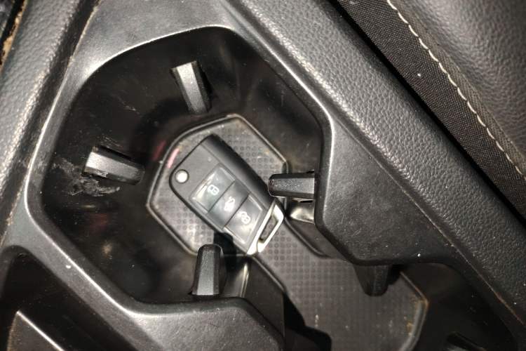 Used Volkswagen Tiguan L 2018 280TSI Automatic Two-Wheel Drive Comfort Edition