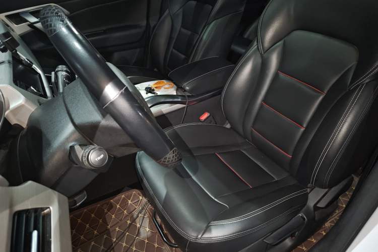 Used Geely Auto Emgrand X7 Sport 2018 1.8TD Automatic Two-Wheel Drive Zhiya Model