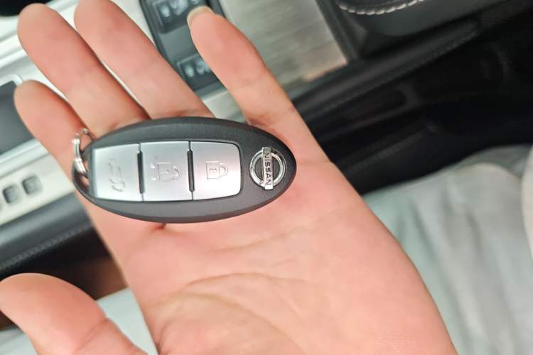 Used Nissan Murano 2021 2.5L XL Two-Wheel Drive Smart Connect Luxury Edition Vehicle Key