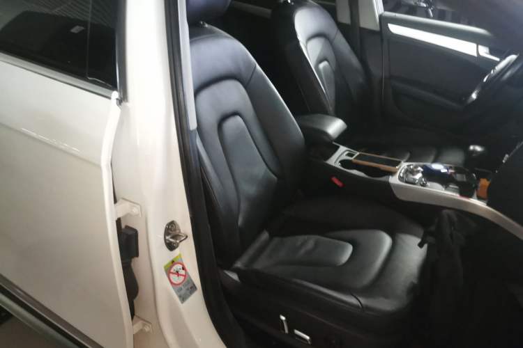 Used Audi A4 2014 40 TFSI allroad quattro plus version
