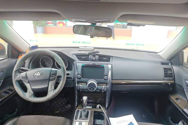 Used Toyota Reiz 2013 2.5V Shangrui Edition Headliner