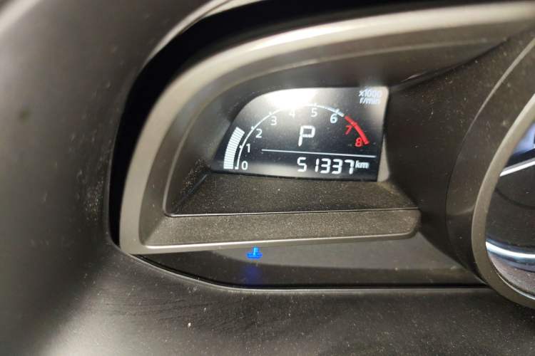 Used Mazda 3 Axela 2017 Sedan 1.5L Automatic Comfort Model China VI Standard Odometer Close Up