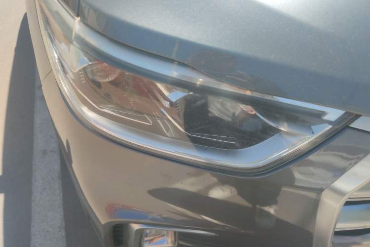 Used SAIC MAXUS D90 2017 2.0T Automatic All-Wheel Drive Sirius Right Front Headlight