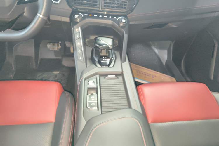 Used Lynk & Co 06 2020 1.5T JinPro model